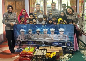 Program Jumat Sebar Satlantas Polres Tarakan Berbagi ke Anak Panti Asuhan