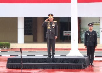 Wakapolda Kaltara Pimpin Upacara HUT ke-80 RI di Lapangan Merah Mako Polda Kaltara