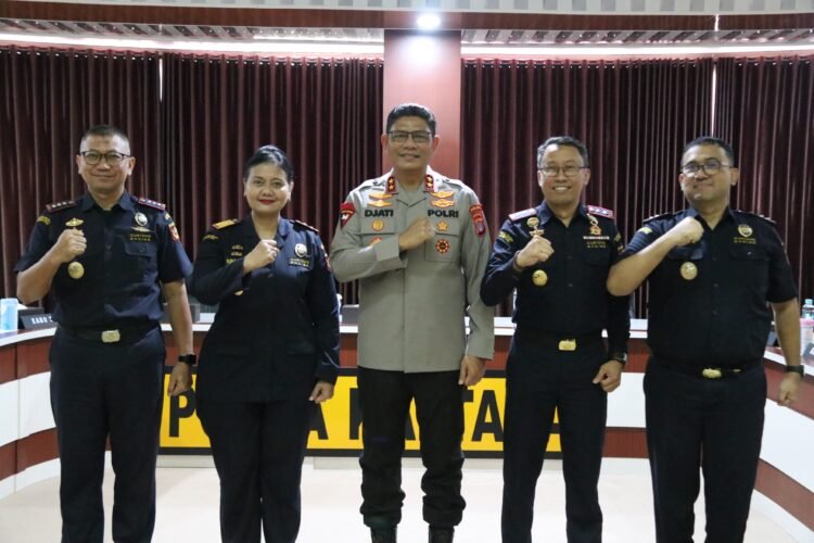 Kapolda Kaltara dan Bea Cukai Kaltimtara Perkuat Sinergi Pengawasan Perbatasan