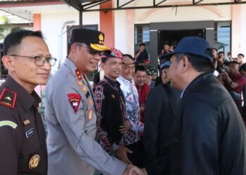 Kapolda Kaltara Sambut Kedatangan Komisi II DPR RI di Tarakan