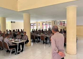 Makan Siang Bersama, Siswa Bintara Angkatan 53 Dapat Arahan Moral dan Profesionalisme