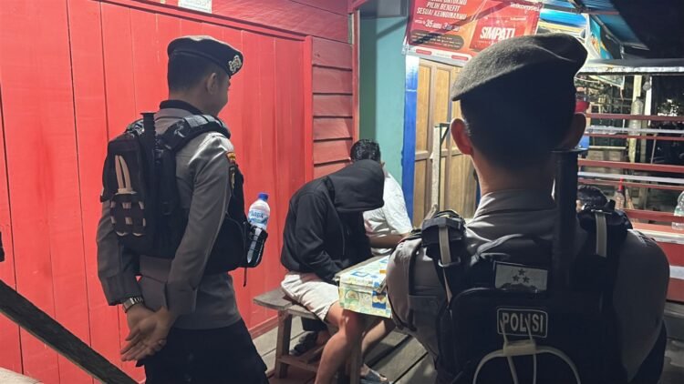 Ditsamapta Polda Kaltara Gelar Patroli Dialogis, Warga Rasakan Aman di Malam Hari