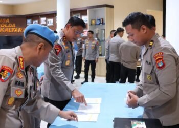 Disiplin Internal, Kapolda Kaltara Ikut Tes Urine Bersama Seluruh Perwira