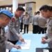 Disiplin Internal, Kapolda Kaltara Ikut Tes Urine Bersama Seluruh Perwira