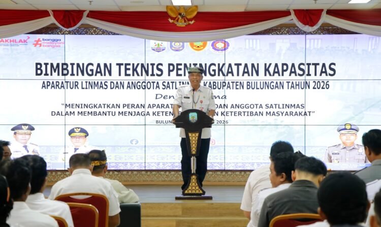 Buka Bimtek Satlinmas Bulungan, Sanusi Tekankan Peran Strategis Linmas